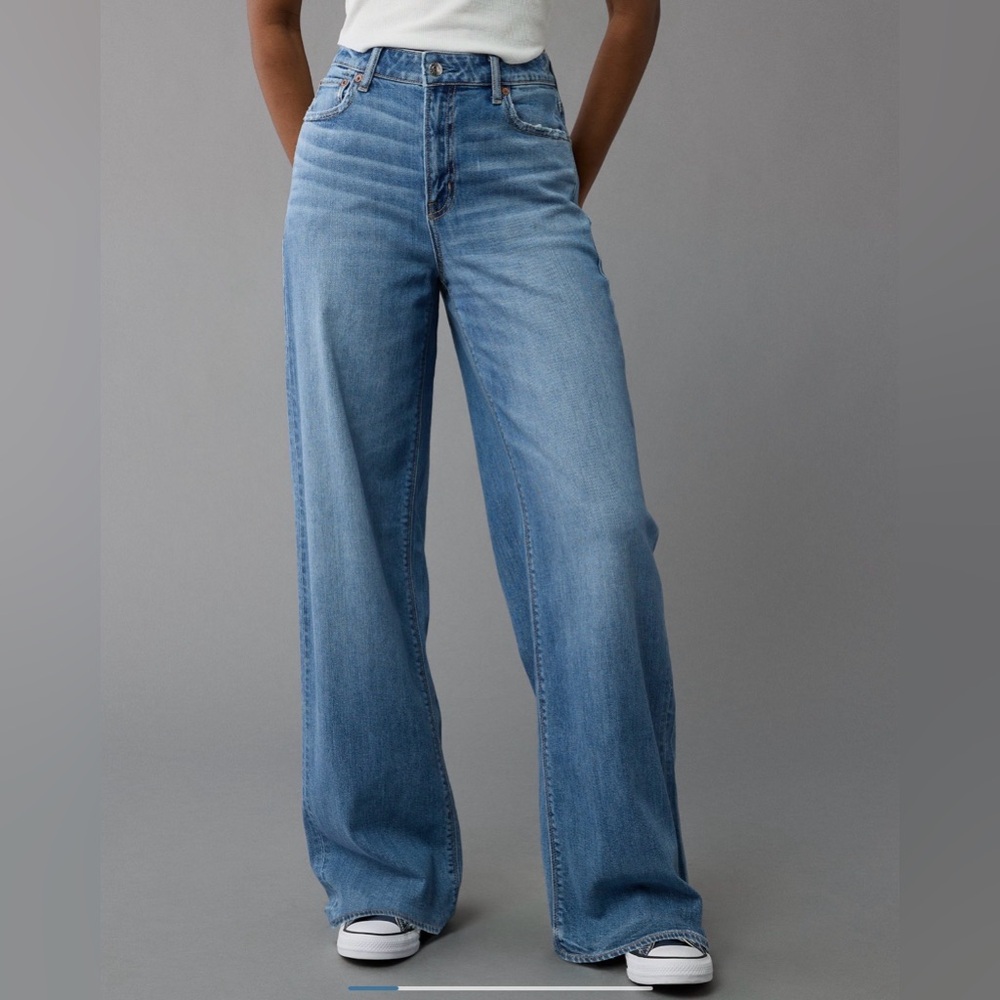 AE Dreamy Drape Stretch High Waisted Baggy Jeans